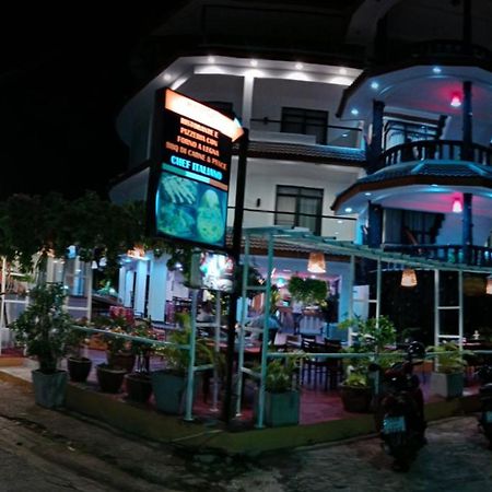 La Capannina Hotel Patong Bagian luar foto