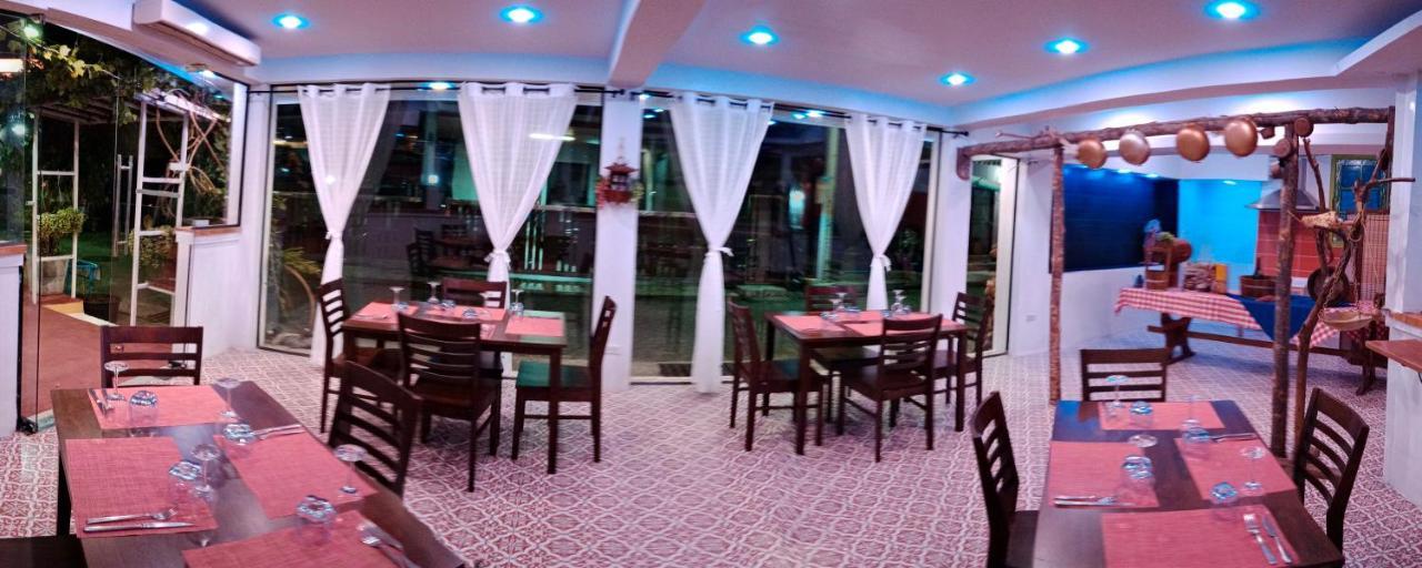La Capannina Hotel Patong Bagian luar foto