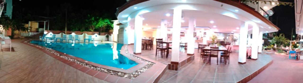 La Capannina Hotel Patong Bagian luar foto